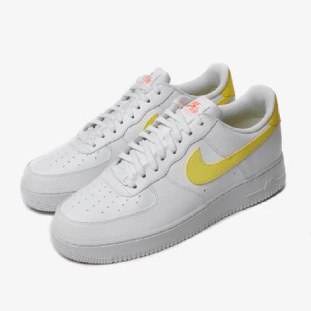 Nike Air Force 1 White /LightZitron Women’s size 7.5 spring dopamine fashion